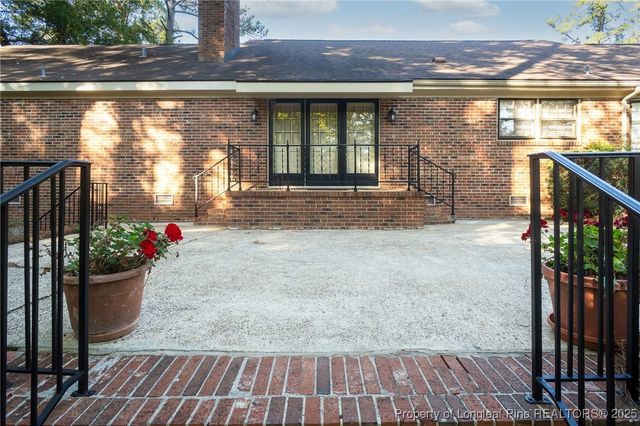 2521 Morganton Road, Fayetteville, NC 28303