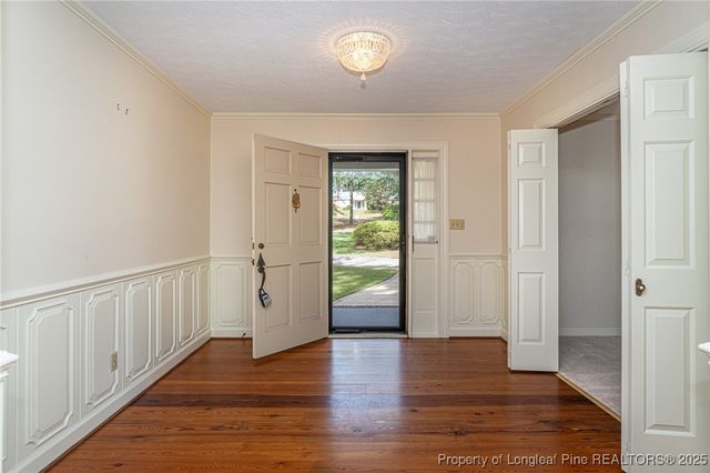 2521 Morganton Road, Fayetteville, NC 28303