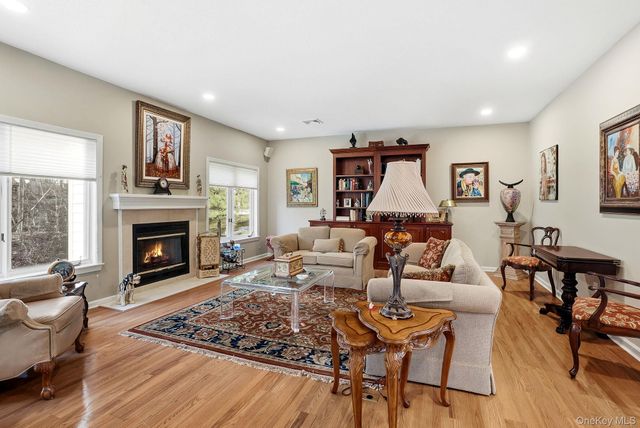 641 Heritage Hills B, Somers, NY 10589