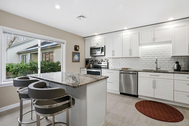 641 Heritage Hills B, Somers, NY 10589