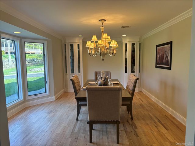 32 Pearce Drive, Highland Mills, NY 10930