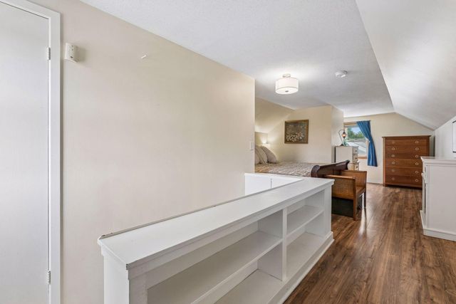 3301 Brownlow Avenue, Saint Louis Park, MN 55426