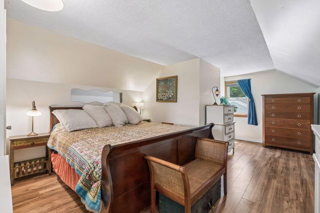 3301 Brownlow Avenue, Saint Louis Park, MN 55426