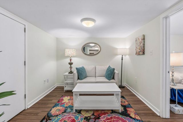 3301 Brownlow Avenue, Saint Louis Park, MN 55426