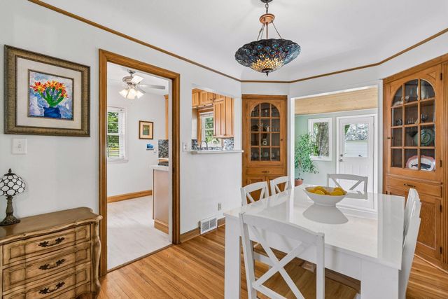3301 Brownlow Avenue, Saint Louis Park, MN 55426