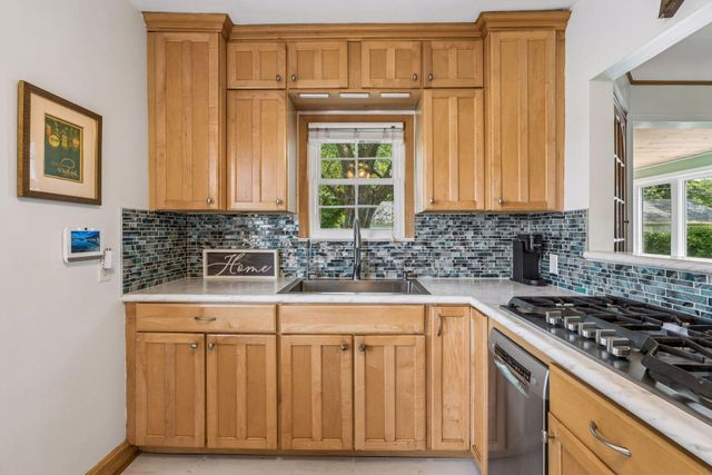 3301 Brownlow Avenue, Saint Louis Park, MN 55426