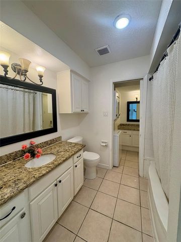 2744 Briarhurst Drive 38, Houston, TX 77057