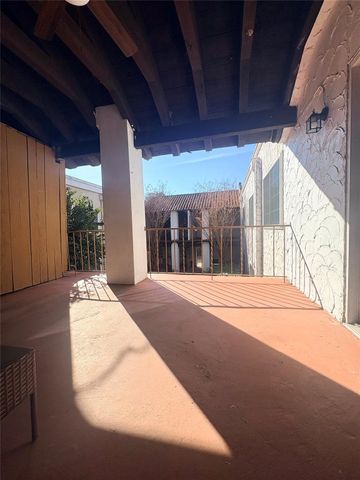 2744 Briarhurst Drive 38, Houston, TX 77057