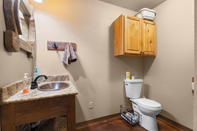 440843 E 220 Road, Vinita, OK 74301