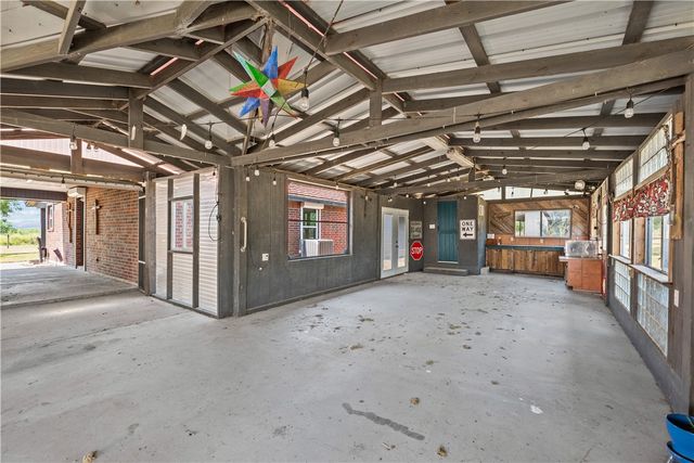 718 E County Road 2340, Riviera, TX 78379