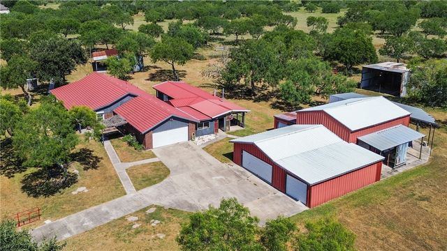 718 E County Road 2340, Riviera, TX 78379