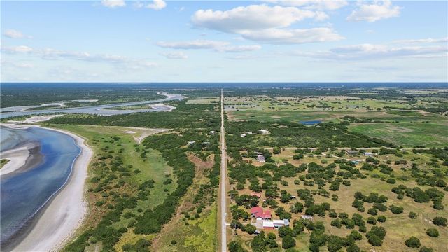 718 E County Road 2340, Riviera, TX 78379