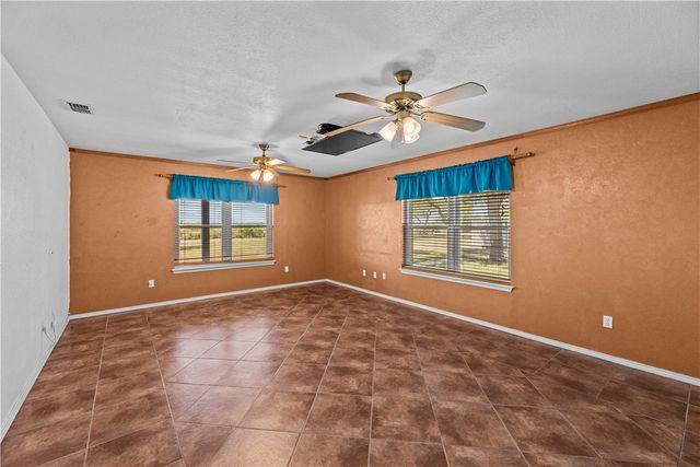 718 E County Road 2340, Riviera, TX 78379