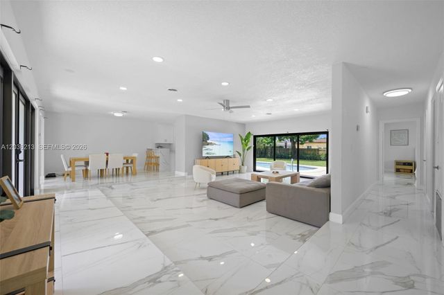 1951 NE 187 th dr, North Miami Beach, FL 33179