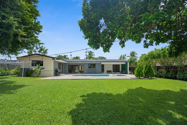 1951 NE 187 th dr, North Miami Beach, FL 33179