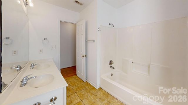7411 Gate Key Court, Stanley, NC 28164