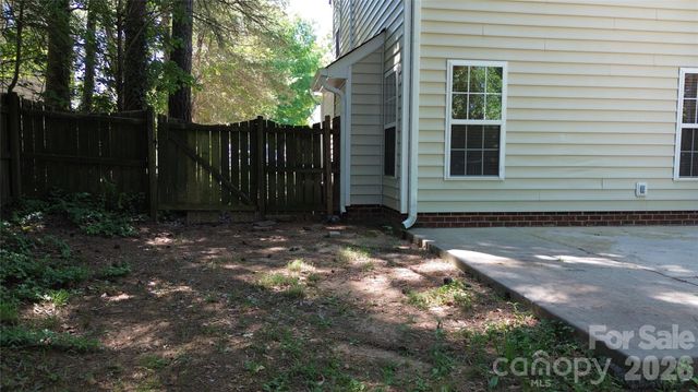 7411 Gate Key Court, Stanley, NC 28164