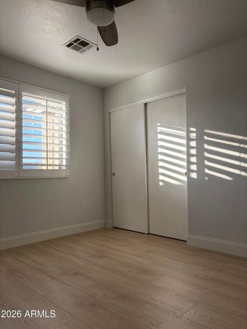 768 E IRMA Lane, Phoenix, AZ 85024