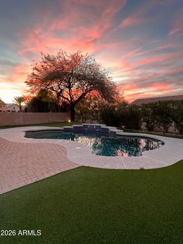 768 E IRMA Lane, Phoenix, AZ 85024