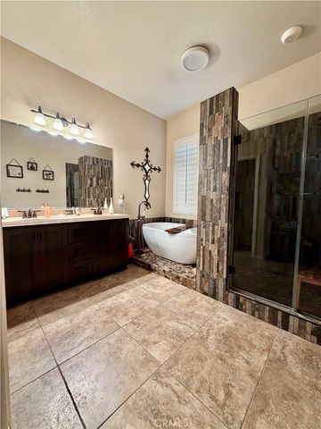 4751 Falconview Court, Fontana, CA 92336