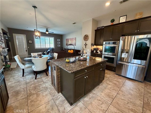 4751 Falconview Court, Fontana, CA 92336