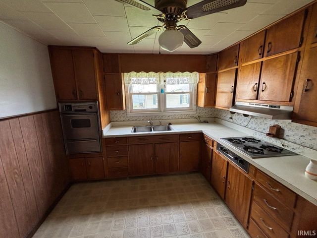 1114 W 17Th Street, Muncie, IN 47302
