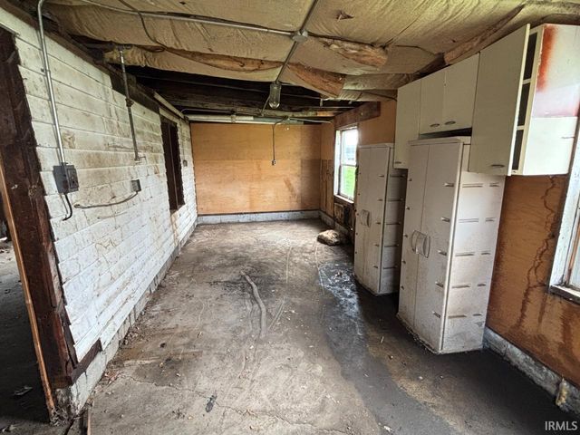 1114 W 17Th Street, Muncie, IN 47302