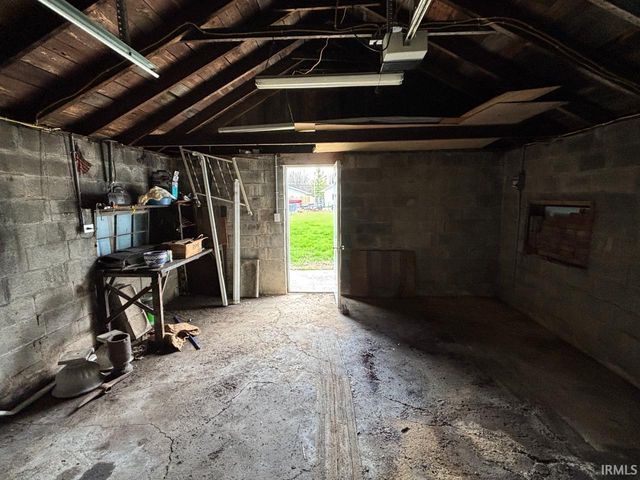 1114 W 17Th Street, Muncie, IN 47302