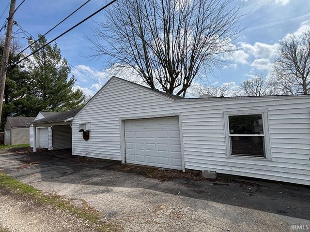 1114 W 17Th Street, Muncie, IN 47302