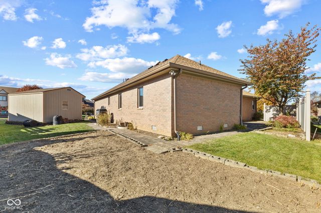449 Estes Road, Greenwood, IN 46142