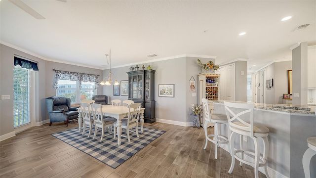 7910 34TH AVENUE W 203, Bradenton, FL 34209