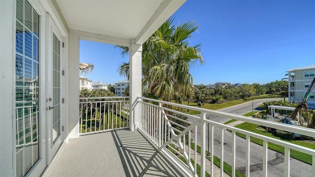 7910 34TH AVENUE W 203, Bradenton, FL 34209