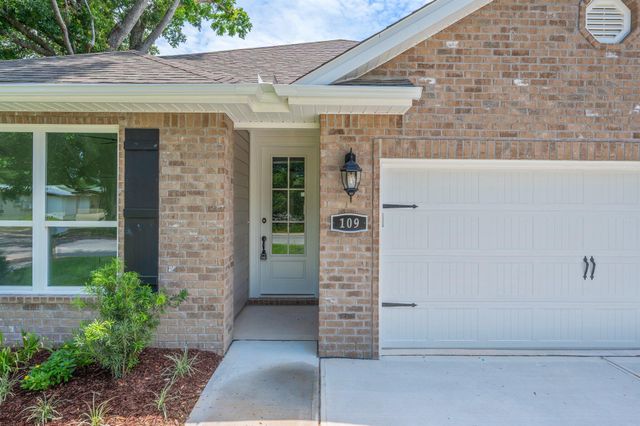 109 Beach Drive, Fort Walton Beach, FL 32547