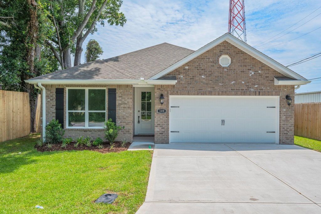 109 Beach Drive, Fort Walton Beach, FL 32547