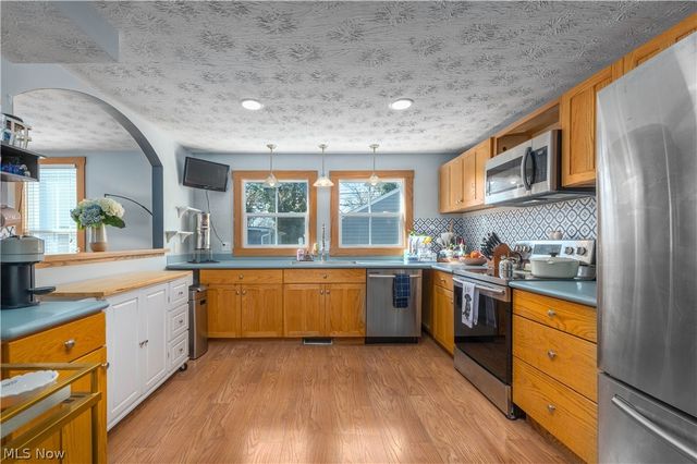 686 Perry Street, Vermilion, OH 44089