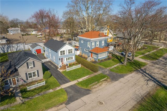 686 Perry Street, Vermilion, OH 44089