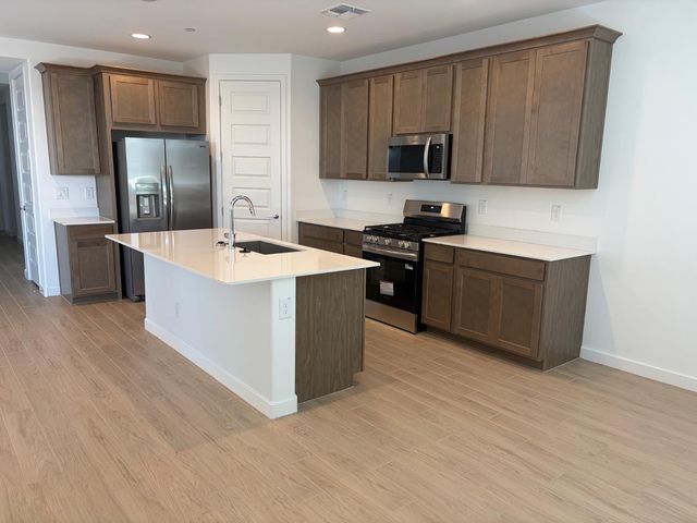 12011 W Calle De Pompas, Peoria, AZ 85383