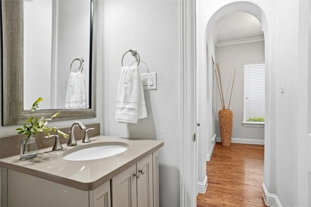 4824 Isleworth Drive, Irving, TX 75038