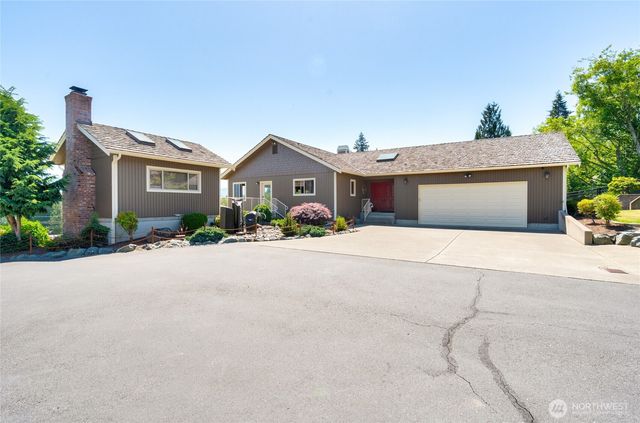 17441 Lake Terrace Place, Mount Vernon, WA 98274