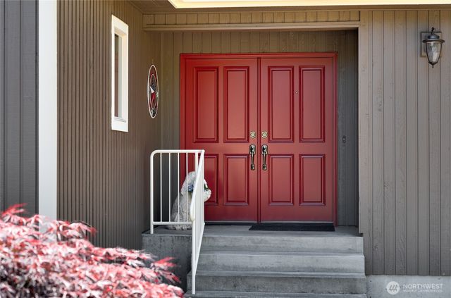 17441 Lake Terrace Place, Mount Vernon, WA 98274