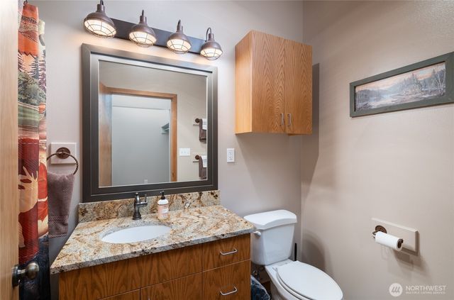 17441 Lake Terrace Place, Mount Vernon, WA 98274