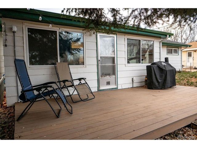 2524 15th Avenue Ct, Greeley, CO 80631