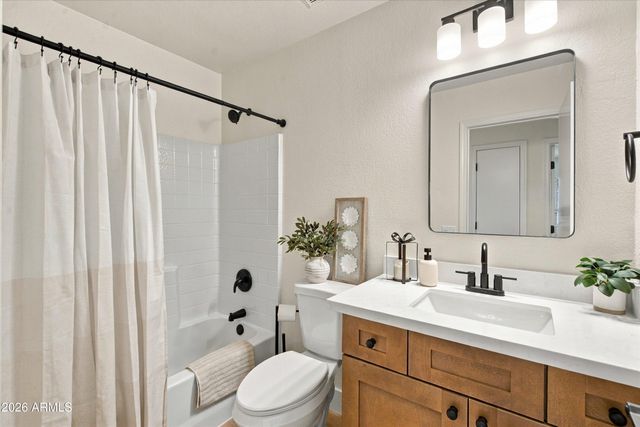 1158 E DENIM Trail, San Tan Valley, AZ 85143