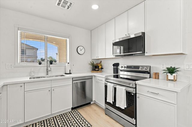 1158 E DENIM Trail, San Tan Valley, AZ 85143