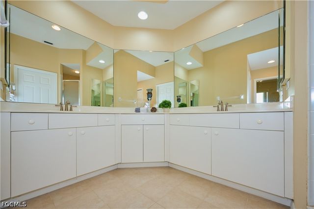 14971 Rivers Edge CT 203, Fort Myers, FL 33908