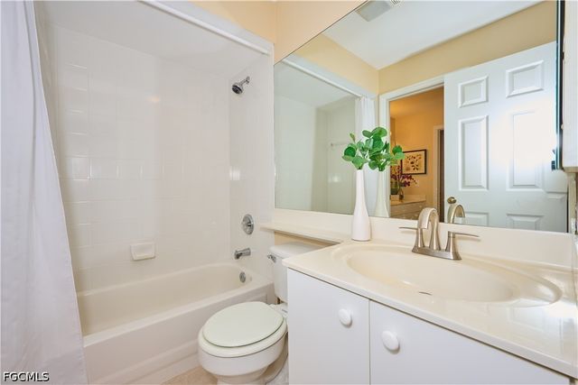 14971 Rivers Edge CT 203, Fort Myers, FL 33908