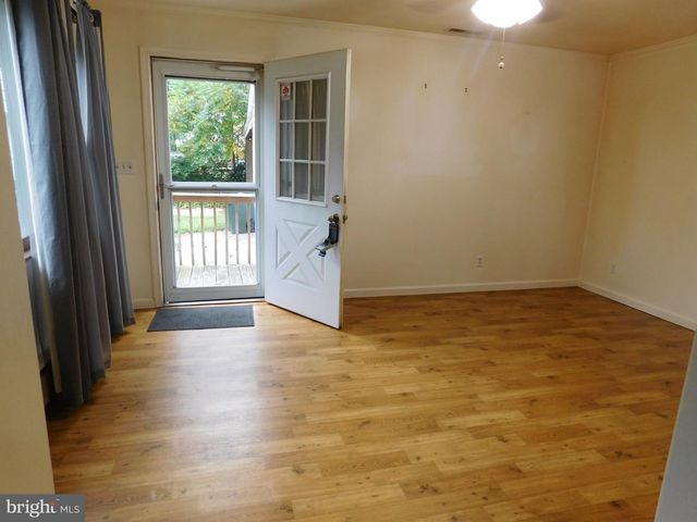 4929 HOLLYWOOD RD, College Park, MD 20740