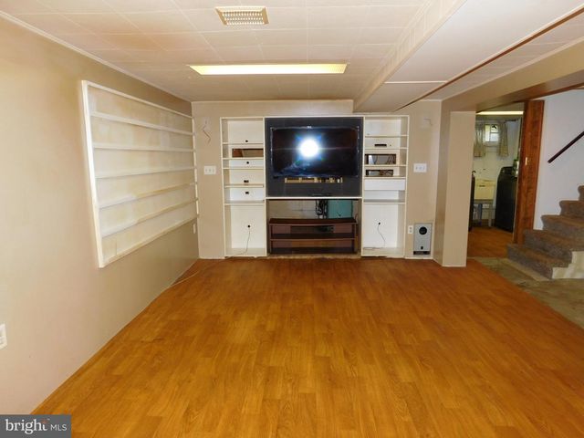 4929 HOLLYWOOD RD, College Park, MD 20740