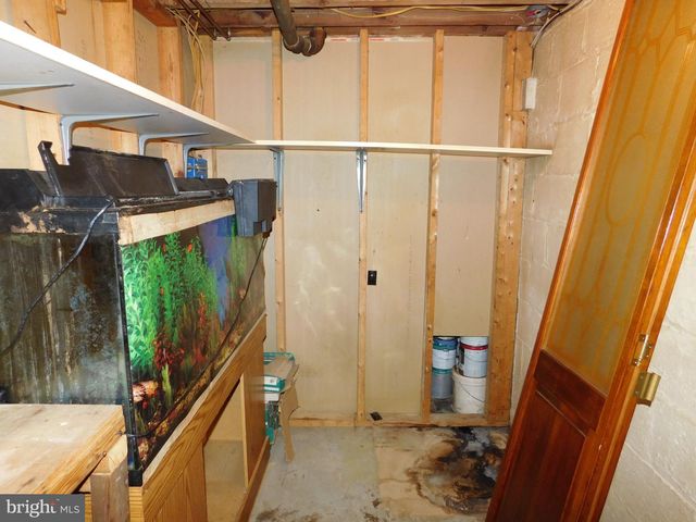 4929 HOLLYWOOD RD, College Park, MD 20740