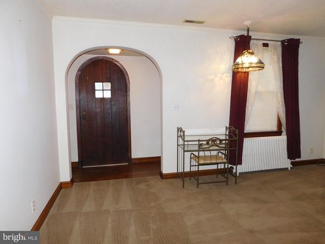 4929 HOLLYWOOD RD, College Park, MD 20740